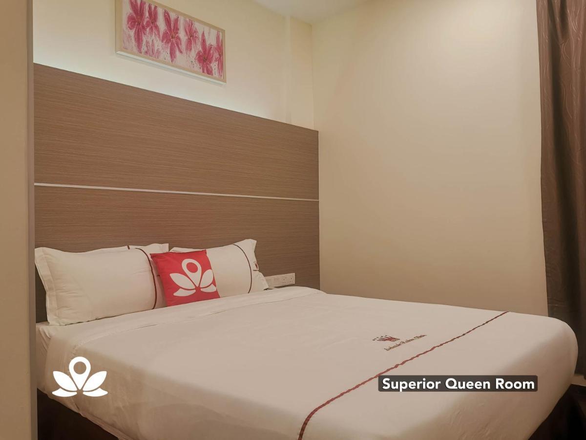 بينتولو Zen Rooms Ambassador Residence المظهر الخارجي الصورة